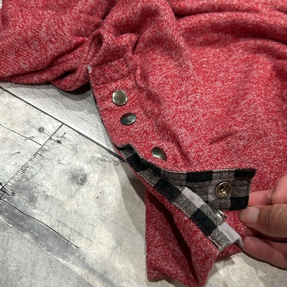 Cowl Neck Lightweight Sweatshirt Red with Side buttons - Picture 5 of 6